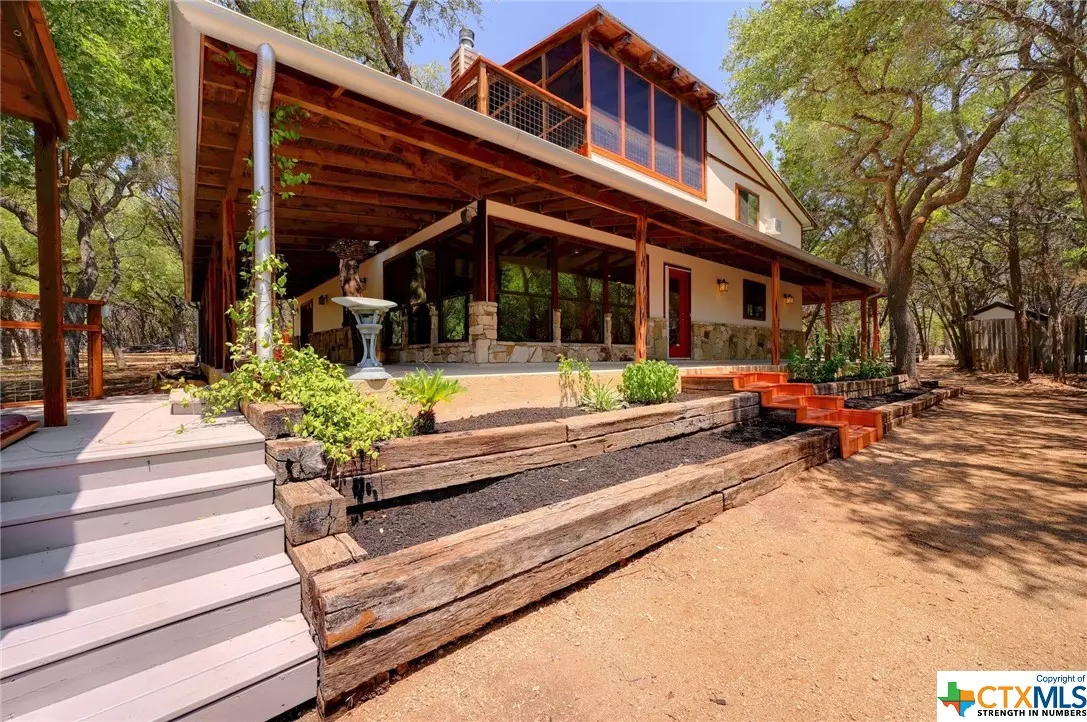 Wimberley, TX 78676,341 Thomas Oaks DR