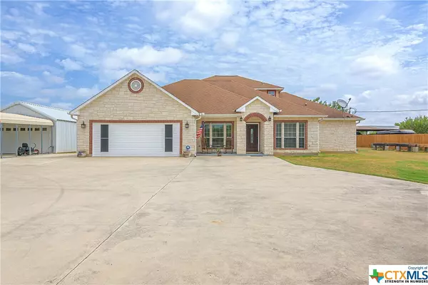 Adkins, TX 78101,3033 Stuart RD #3