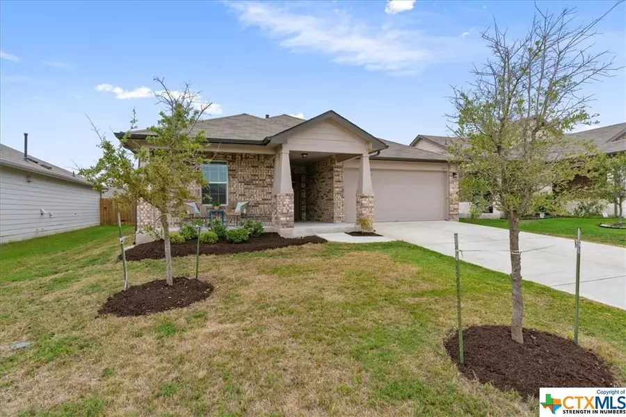 117 Stellamar DR, Hutto, TX 78634