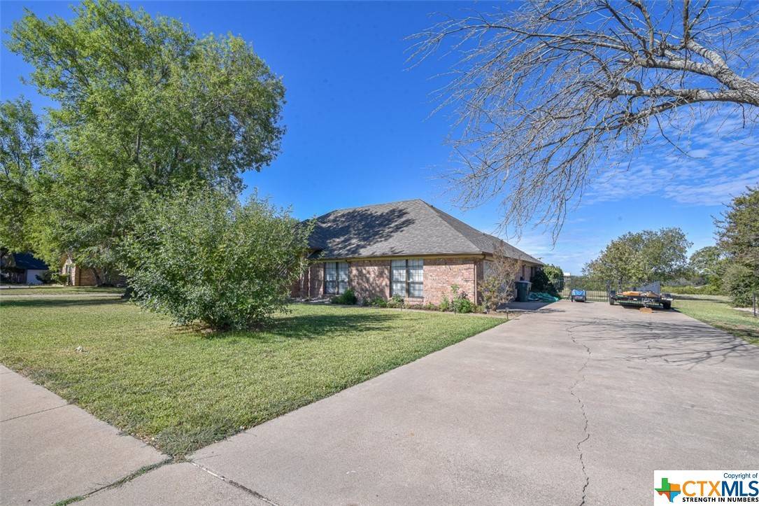 1413 Roy Reynolds DR, Killeen, TX 76543