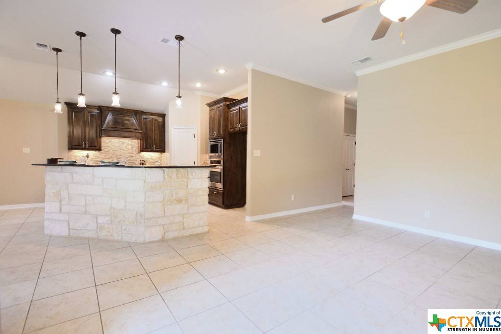Belton, TX 76513,3213 Wildcatter DR
