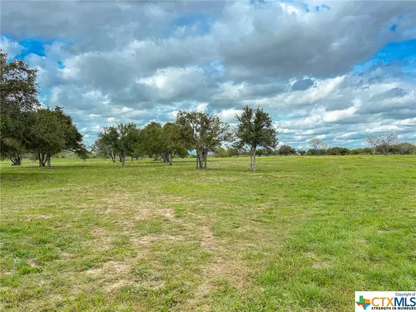 Hallettsville, TX 77964,12211 FM 531 #Tract 7