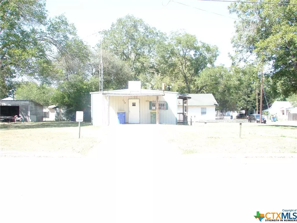 Gonzales, TX 78629,119 Saint Lawrence ST