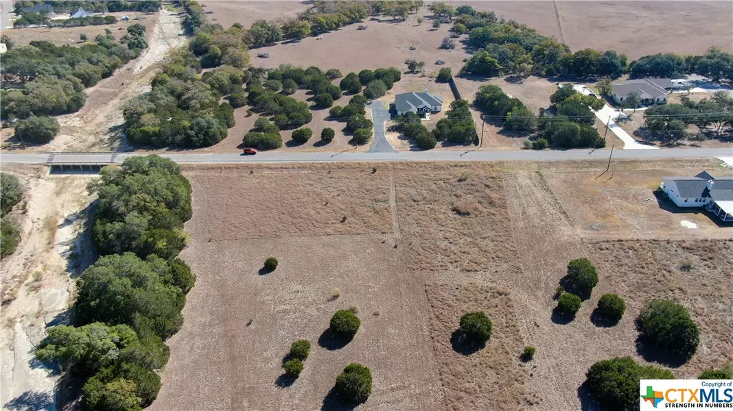 313 Lets Roll DR, Fischer, TX 78623
