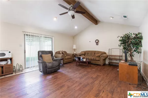 Cameron, TX 76520,704 E 17th