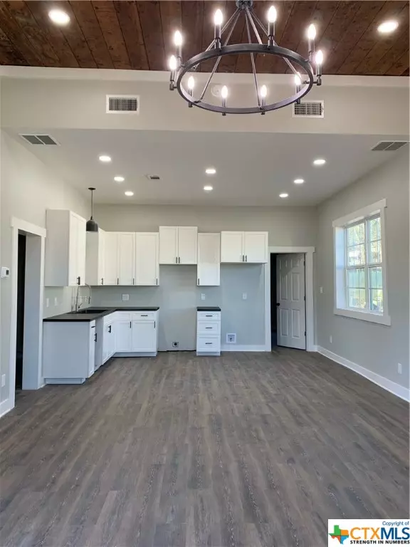 Hamilton, TX 76531,321 S Bell