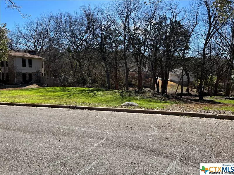 3321 Red Cliff CIR, Temple, TX 76502