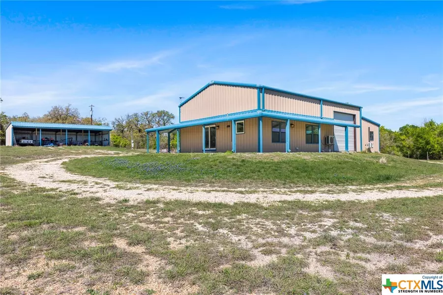 504 Private Road 4074, Thorndale, TX 76577