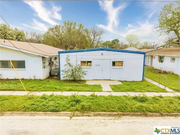 Gonzales, TX 78629,320 Saint Andrew ST