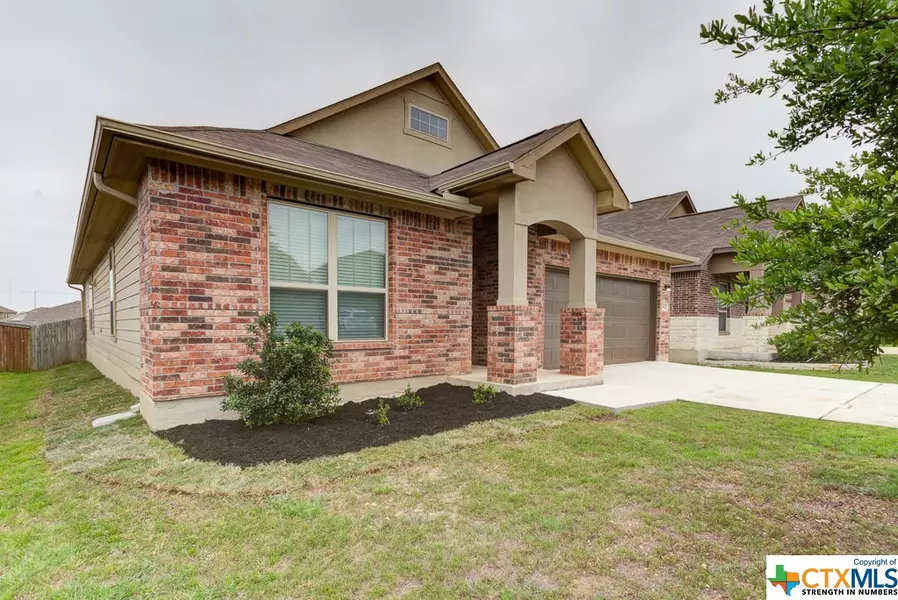 2933 Sunset SMT, New Braunfels, TX 78130