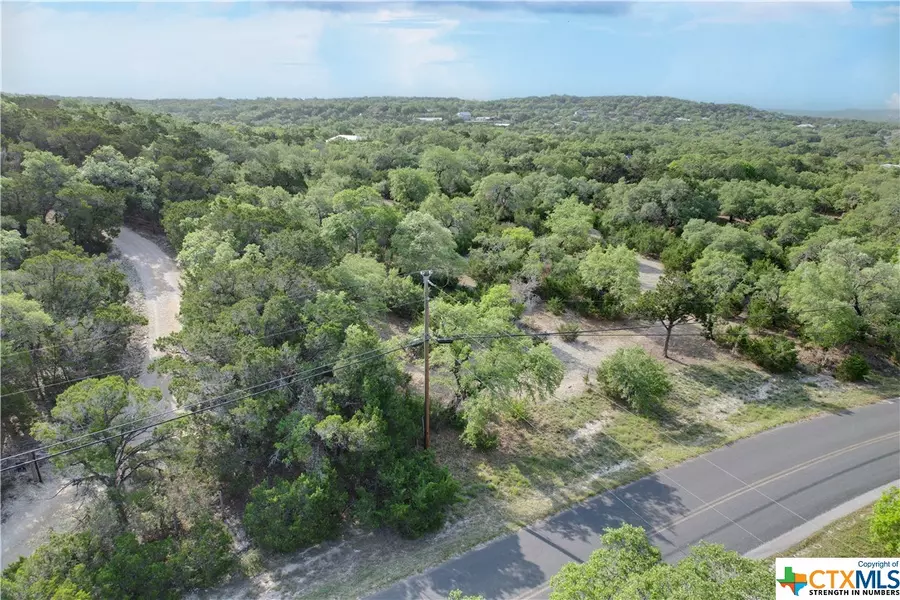 2290 Bobcat DR, Bulverde, TX 78163