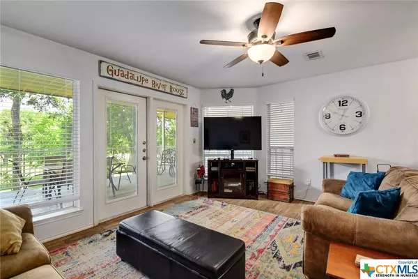 New Braunfels, TX 78130,730 E Mather ST #H103