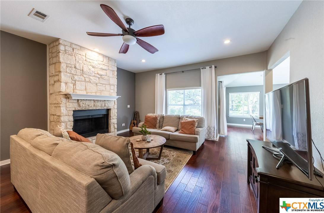 Mountain City, TX 78610,203 Ash DR
