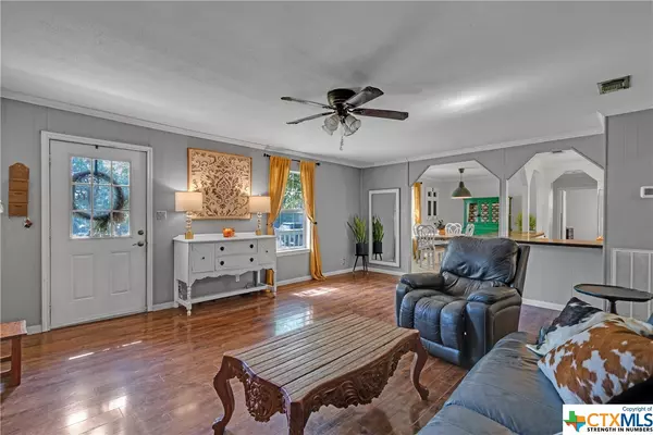 New Braunfels, TX 78130,1264 S Academy AVE