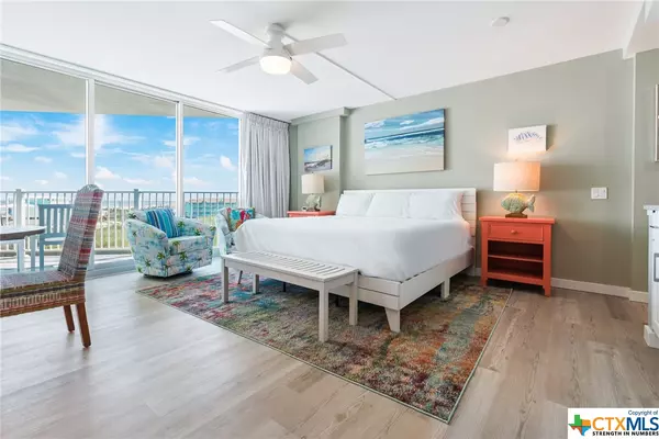 Port Aransas, TX 78373,800 Sandcastle DR #328