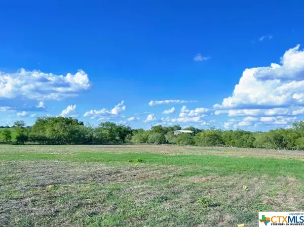 Gonzales, TX 78629,1831 County Rd 105
