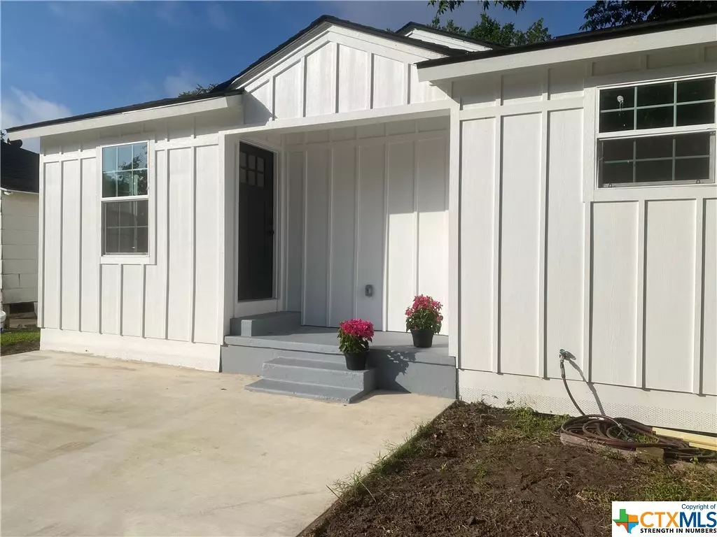 Cuero, TX 77954,501 E McArthur ST