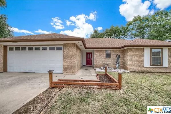 Seguin, TX 78155,810 Country Club DR