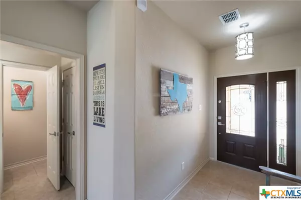 Canyon Lake, TX 78133,970 Parkview DR