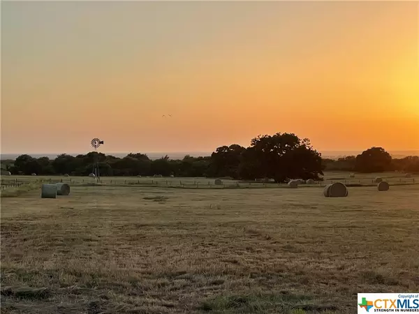 Shiner, TX 77984,289 County Road 354