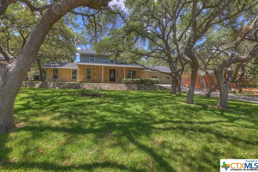 6 Mission DR, New Braunfels, TX 78130