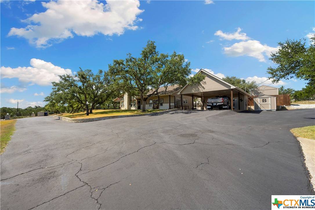 Fischer, TX 78623,1947 Cottonwood RD