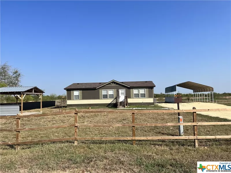 328 Bar H LN, Marion, TX 78124