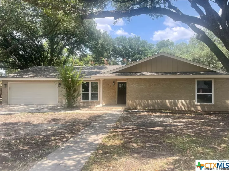 1422 Canary LN, Seguin, TX 78155