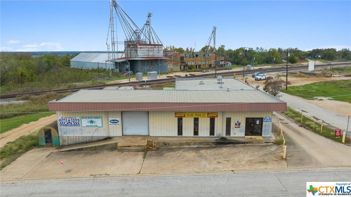 Cameron, TX 76520,401 S Houston AVE