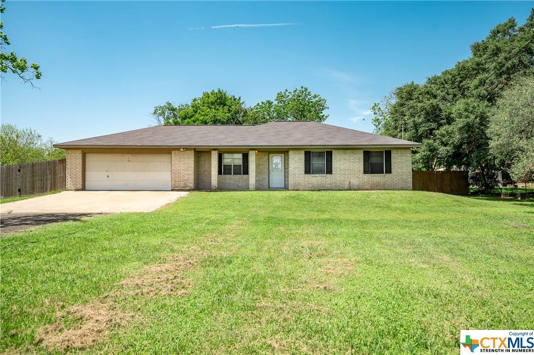 318 Pear ST,  Edna,  TX 77957