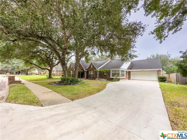 Victoria, TX 77904,103 Masters CT