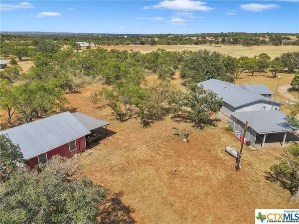 Llano, TX 78643,135 E Flag Creek Ranch RD