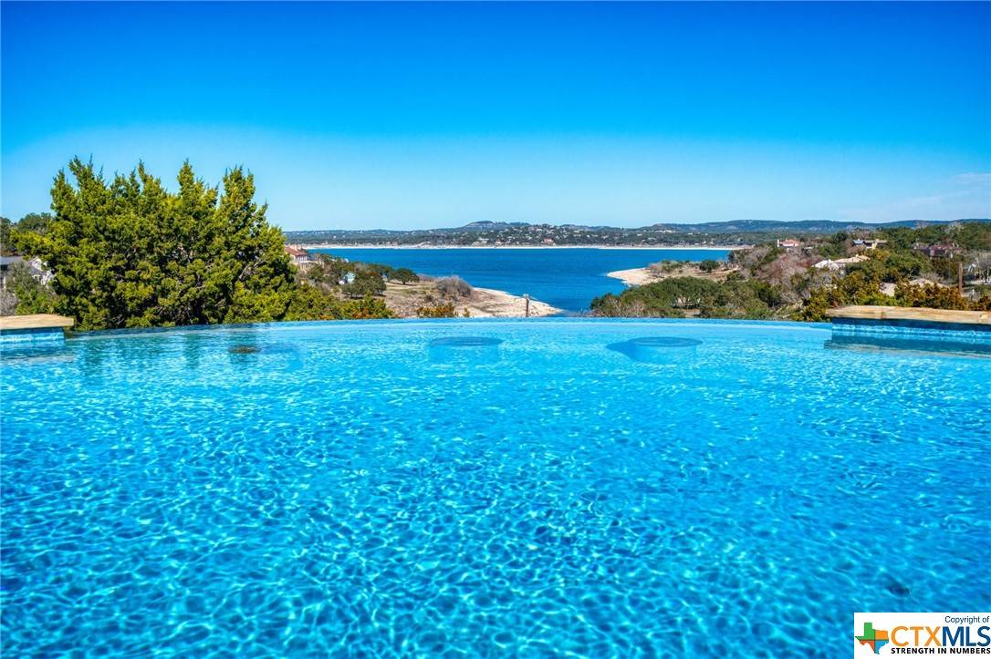 1035 Thunderbolt RD, Canyon Lake, TX 78133