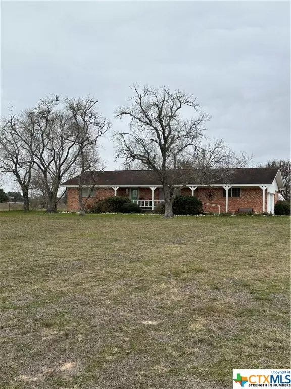 Yoakum, TX 77995,2026 County Road 400