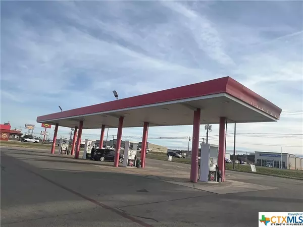 Killeen, TX 76549,3101 W Stan Schlueter LOOP