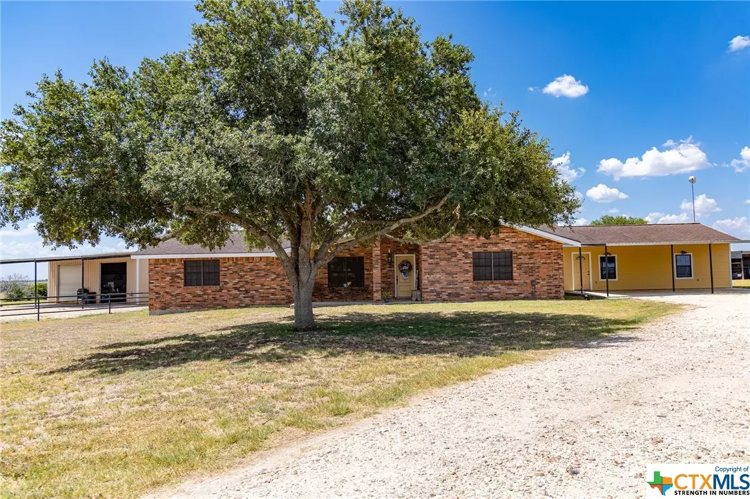 Shiner, TX 77984,2978 Fm 1891