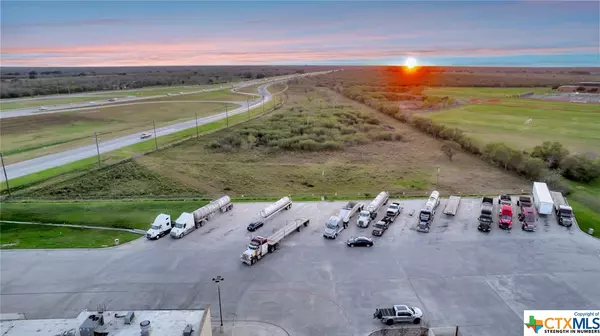 Victoria, TX 77904,11304 NW Zac Lentz Pkwy