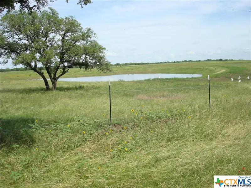 2626 Tschoepe Tschoepe RD, Seguin, TX 78155