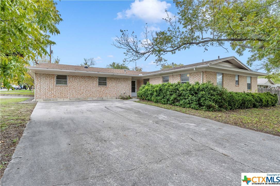311 Julie ST,  Burnet,  TX 78611