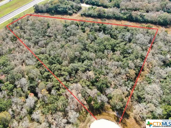 Inez, TX 77968,201 Post Oak RD