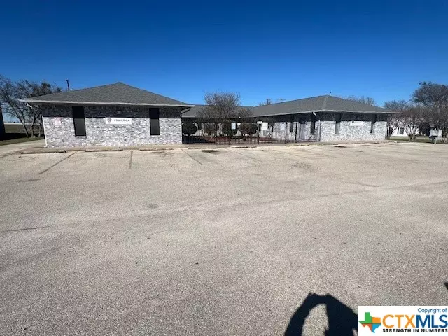 775 Indian TRL #100-400, Harker Heights, TX 76548