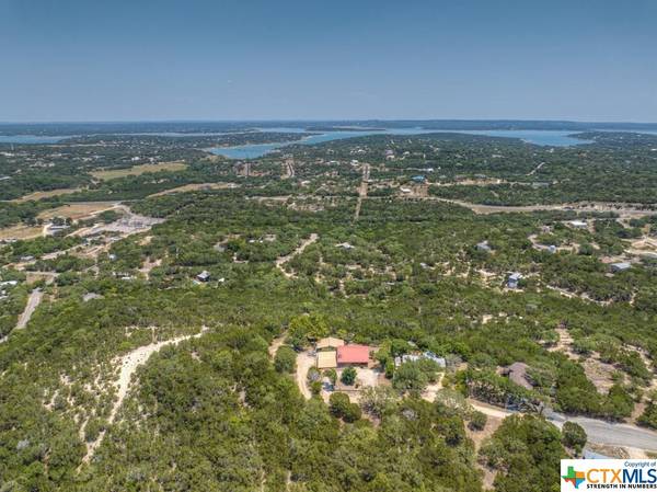 1720 Whispering Hills DR, Canyon Lake, TX 78133