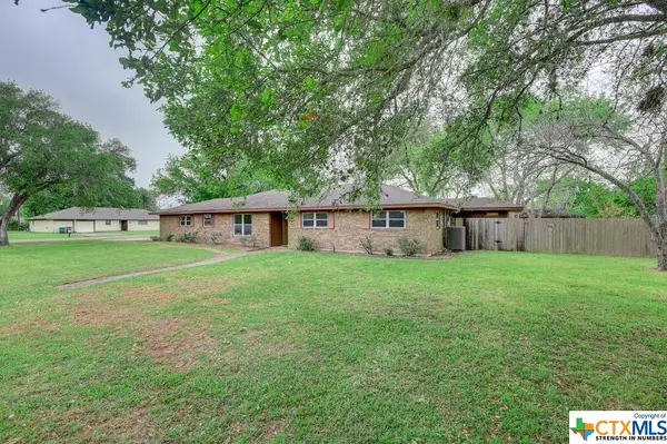 Victoria, TX 77904,902 Fairview ST