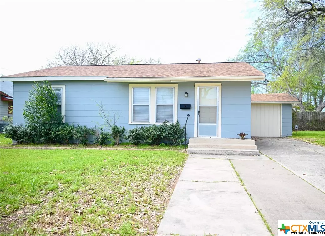 Gonzales, TX 78629,1723 Hickston ST