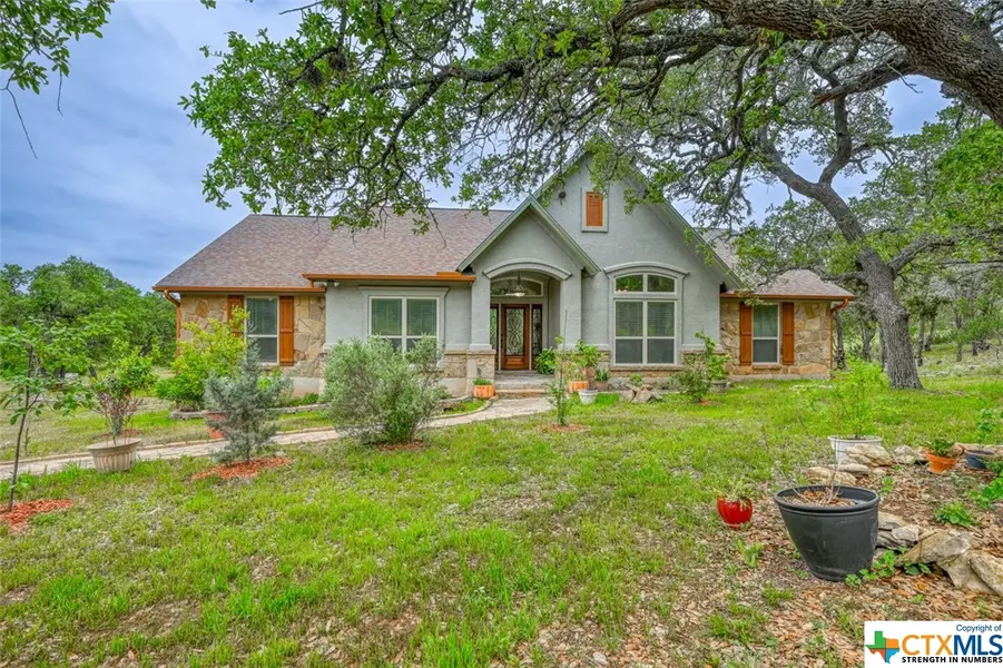 210 Cave Springs DR, Wimberley, TX 78676
