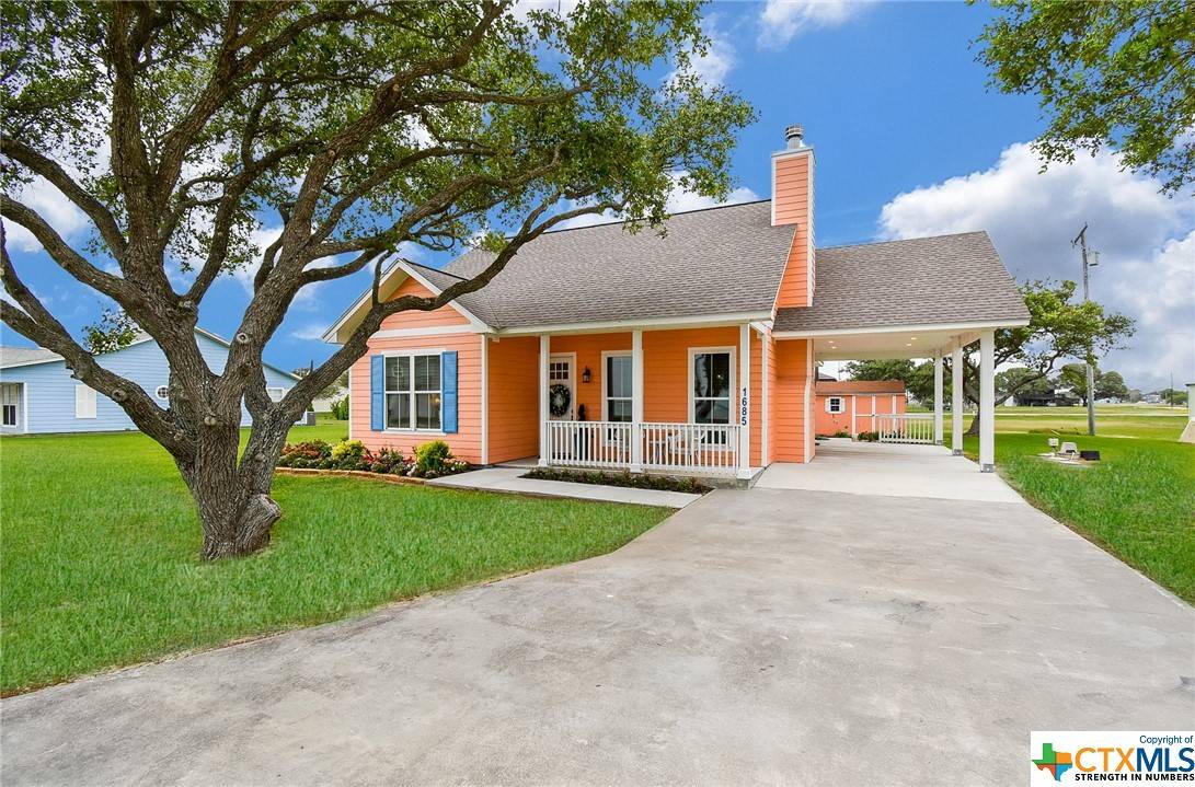 1685 W Bayshore DR, Palacios, TX 77465