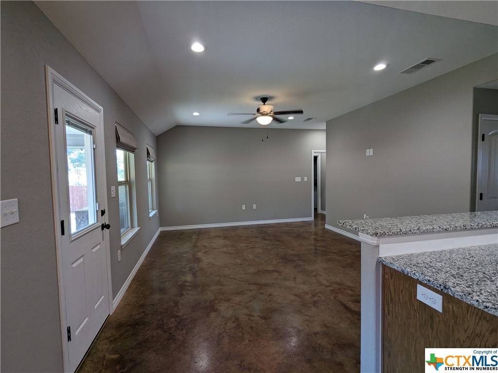 Lampasas, TX 76550,1064 Field Stone DR