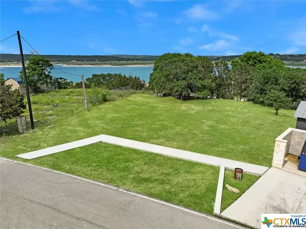 Canyon Lake, TX 78133,944 Ledgerock DR