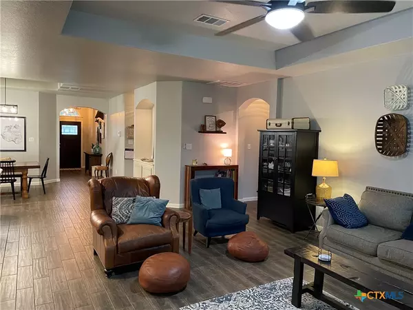 New Braunfels, TX 78130,276 Lillianite