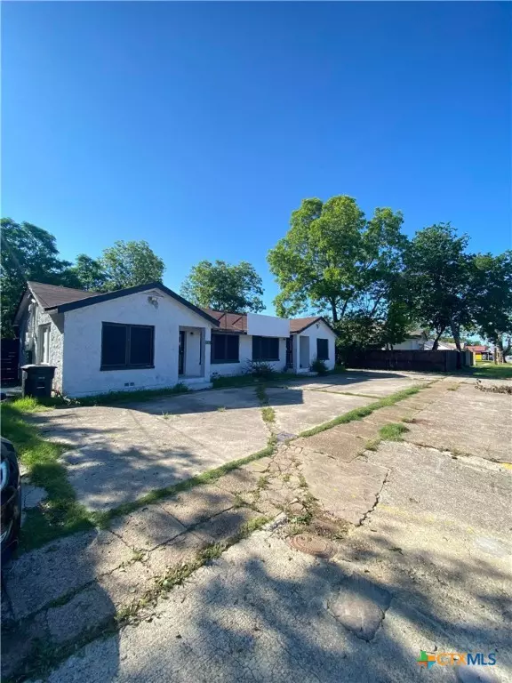 806 N 10th ST, Killeen, TX 76541